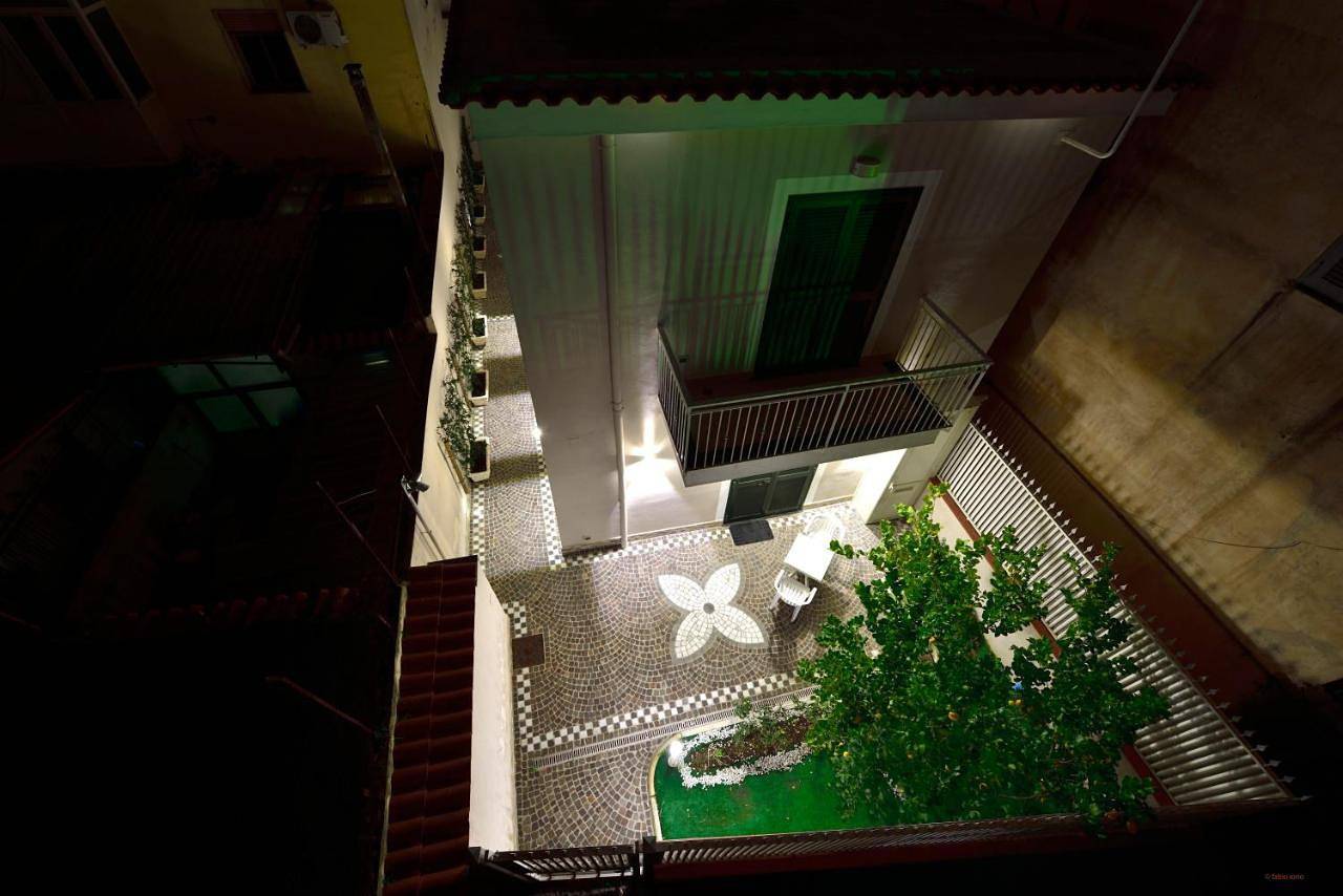 B&B Peonies in Castellammare di Stabia, Sorrento Coast