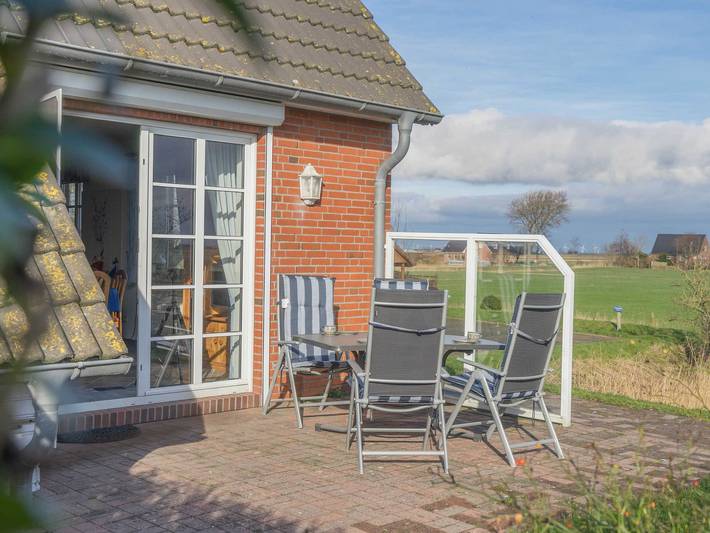 Ferienhaus für 6 Personen, mit Ausblick und Terrasse sowie Garten in Nordstrand - 4