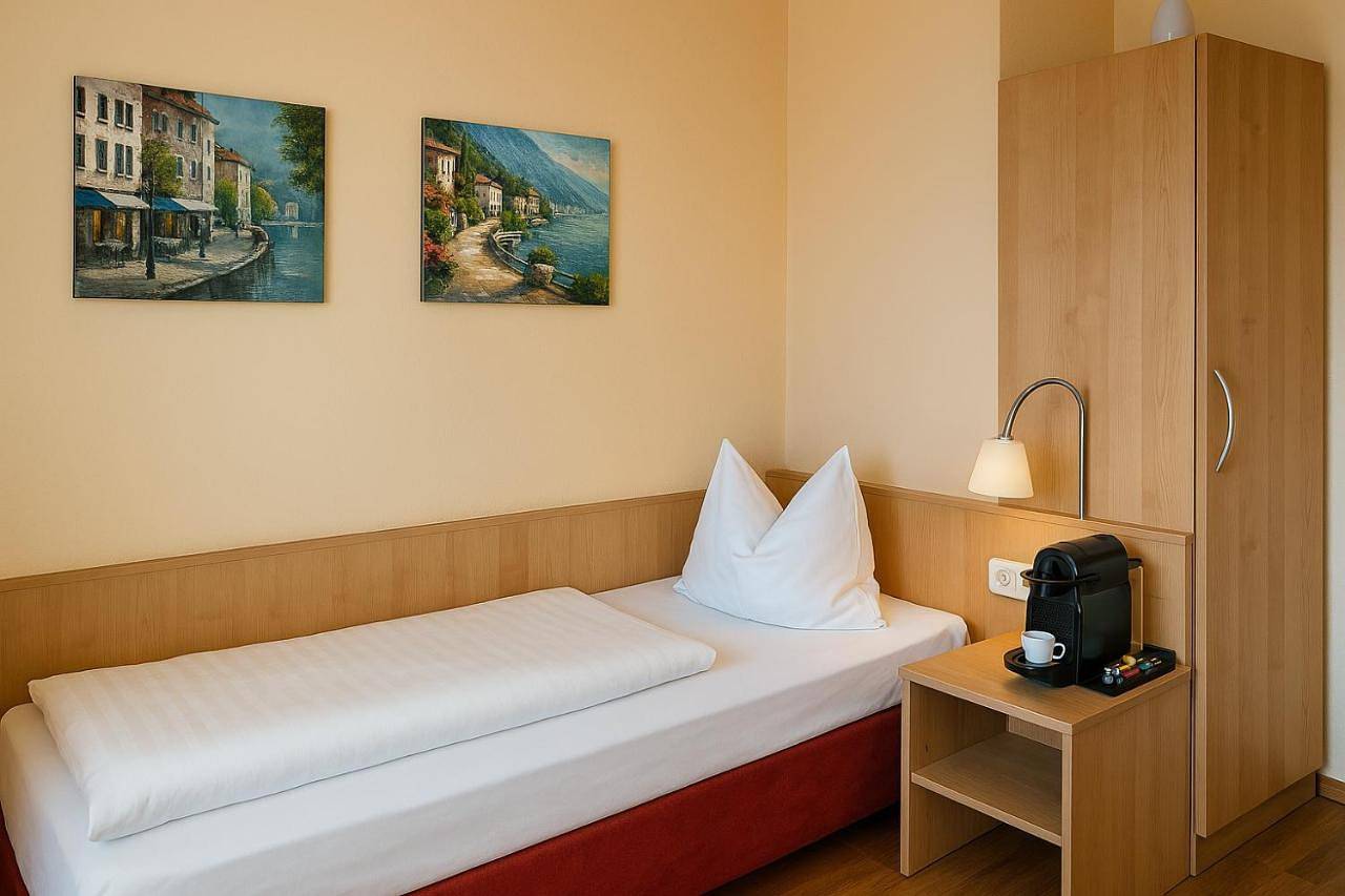 Zum Treppche Hotel Garni in Gladenbach, Naturpark Lahn-Dill-Bergland