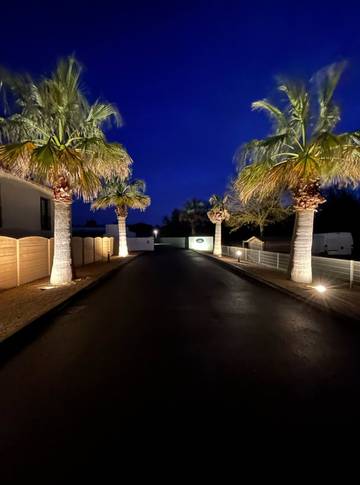 Camping pour 6 personnes, avec terrasse et jacuzzi ainsi que piscine et jardin à Les Mathes