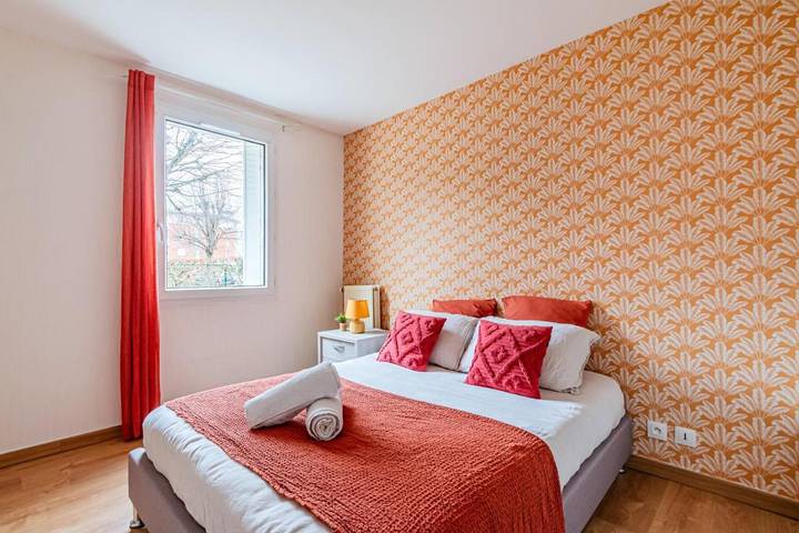 Gîte pour 4 personnes, avec Balcon à Élancourt