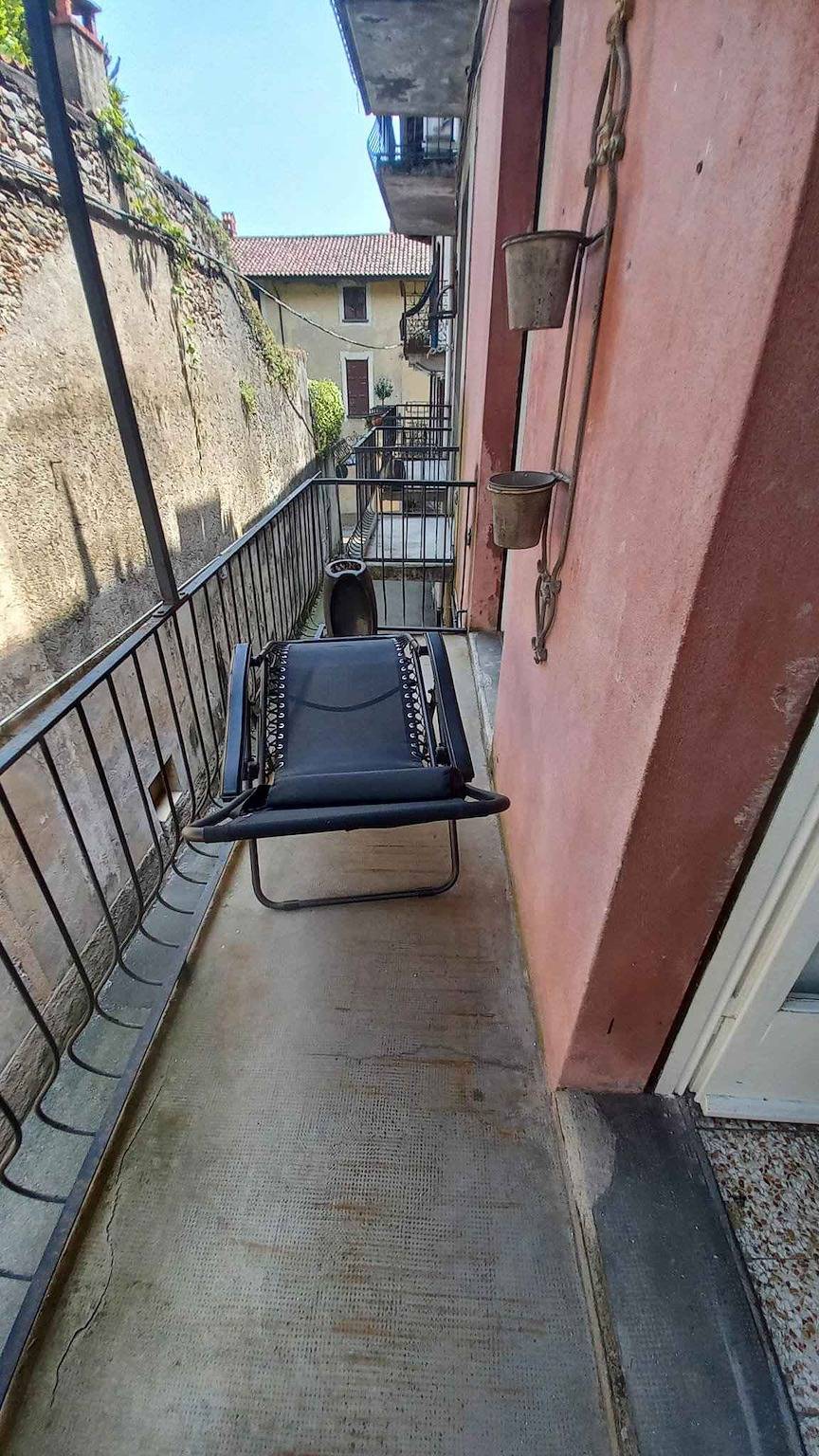 Ganze Ferienwohnung, Ferienwohnung mit Balkon und Internet in Lesa, Lago Maggiore (Piemont)