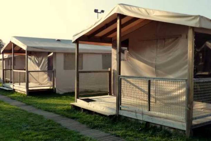 Tente pour 4 personnes dans Périgord Vert