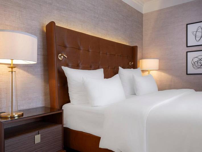 Hotel für 4 Personen, mit Balkon und Terrasse sowie Sauna und Seeblick in Düsseldorf und Umgebung - 3