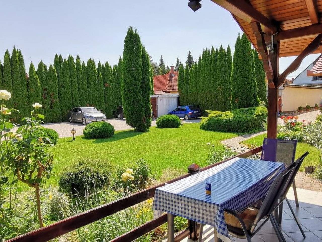 Ganze Wohnung, Bequem eingerichtete Wohnung mit großem Garten in Zalakaros, Balaton Region