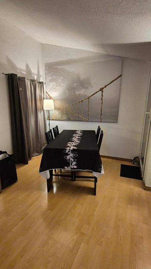 Gîte pour 4 personnes, avec terrasse et vue, adapté aux familles à Sainte-Anastasie-sur-Issole - 4