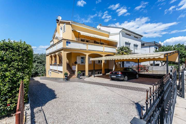 Hôtel pour 3 personnes, avec balcon et vue