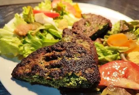 Mobil home pour 4 personnes, avec terrasse et piscine à Martiel - 4