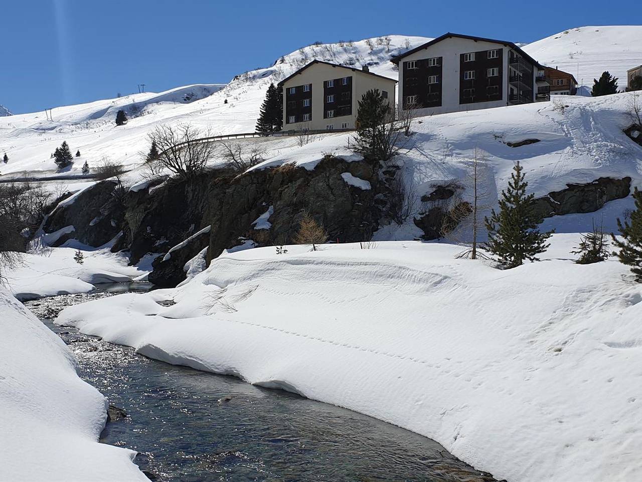 Ganze Ferienwohnung, Curtinfess Franklin - 2.5 Zimmerwohnung - 4 Betten in Surses, Oberhalbsteiner Alpen