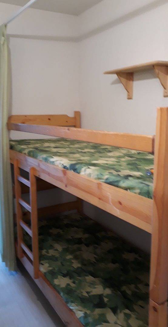 Gîte pour 5 personnes, avec jardin ainsi que terrasse et piscine, animaux acceptés à Saint-Mandrier-sur-Mer - 4