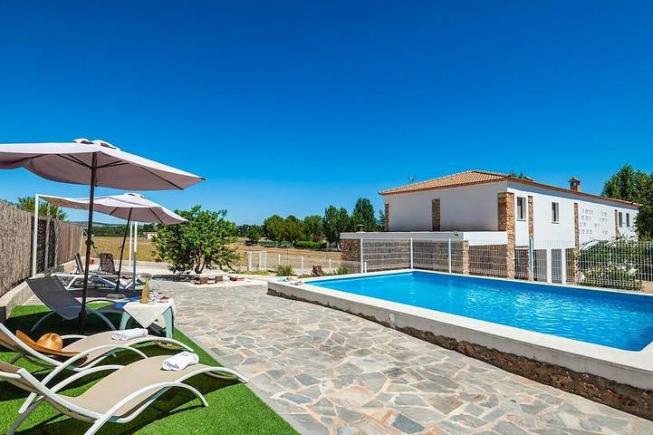Villa pour 12 personnes, avec balcon et jardin - 1