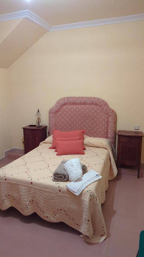 Gîte pour 10 personnes, avec Vue à Barro - 2