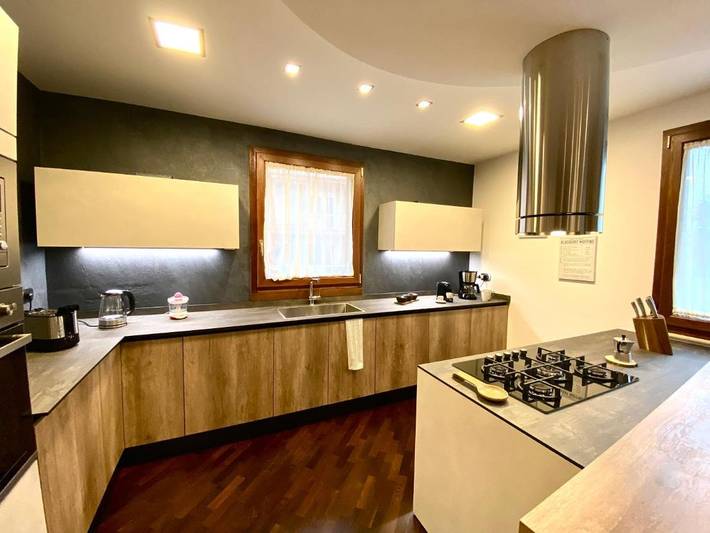 Ganze Wohnung, Wood Luxury House Wood Luxury House in Pescara, Pescara Provinz