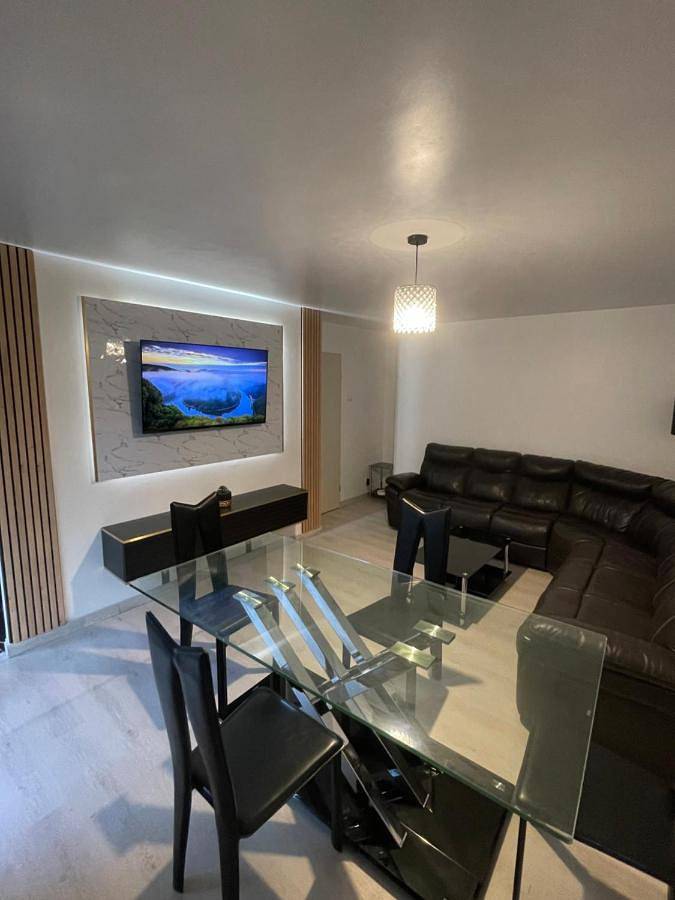 Location de vacances pour 4 personnes, avec Balcon à Creil