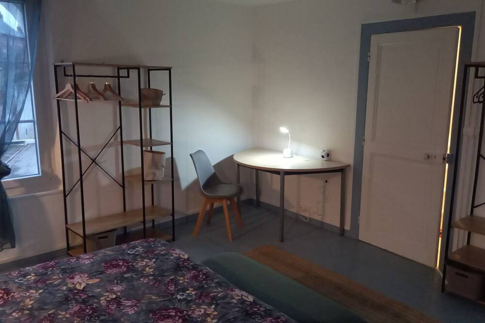 La Tourelle, 4/6 places, furnished with garage in Péronne (Somme), Región de Péronne