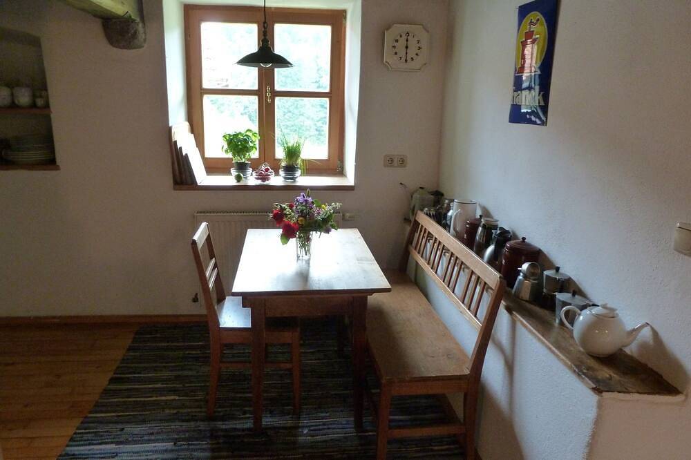 Oude boerderij in een afgelegen locatie, foto 15