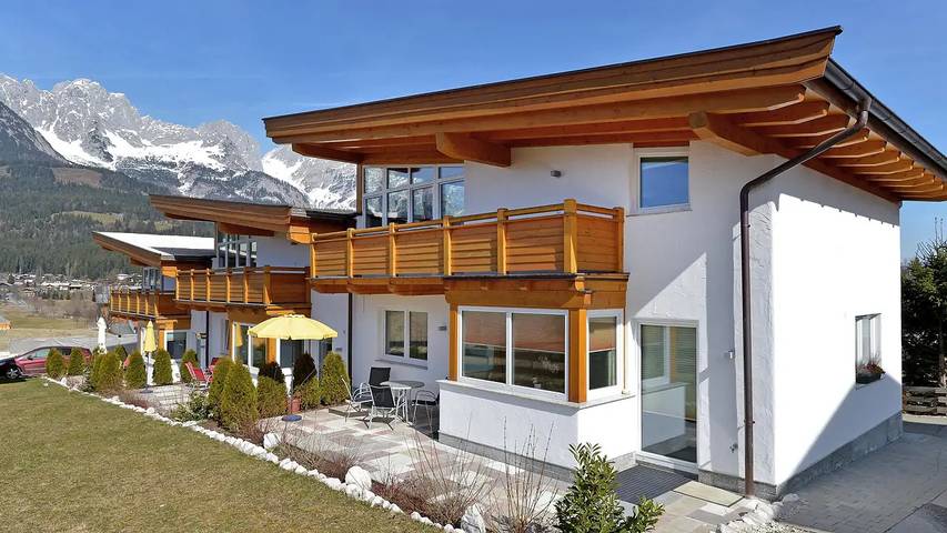 Chalet für 7 Personen, mit Balkon und Garten in Ellmau