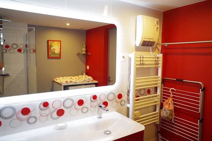 Gîte pour 5 personnes, avec terrasse, animaux acceptés à La Rochepot - 3