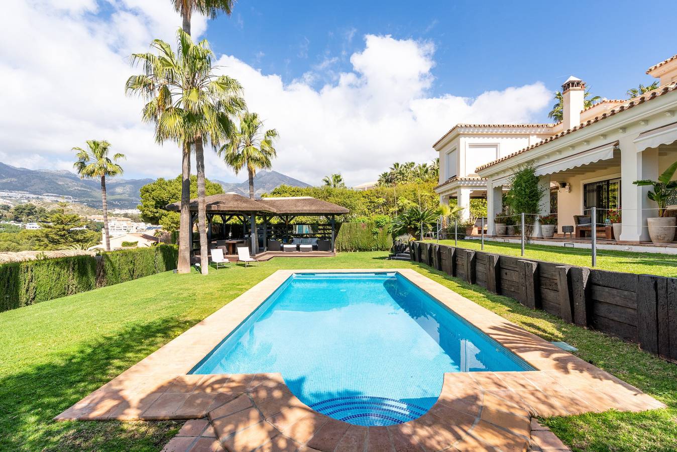Villa pour 9 Personnes dans Torrequebrada, Benalmádena