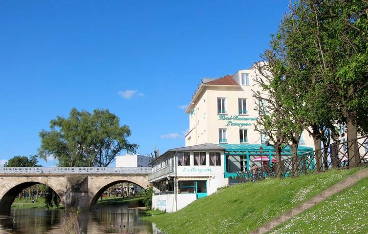 Hôtel pour 2 personnes, avec Terrasse ainsi que Jacuzzi et Vue