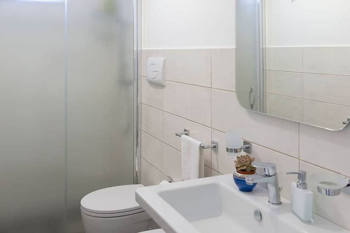 Armonia, a Donnalucata: unità indipendente in villa, piscina, wifi, BBQ, AC.... in Scicli, Provincia di Ragusa