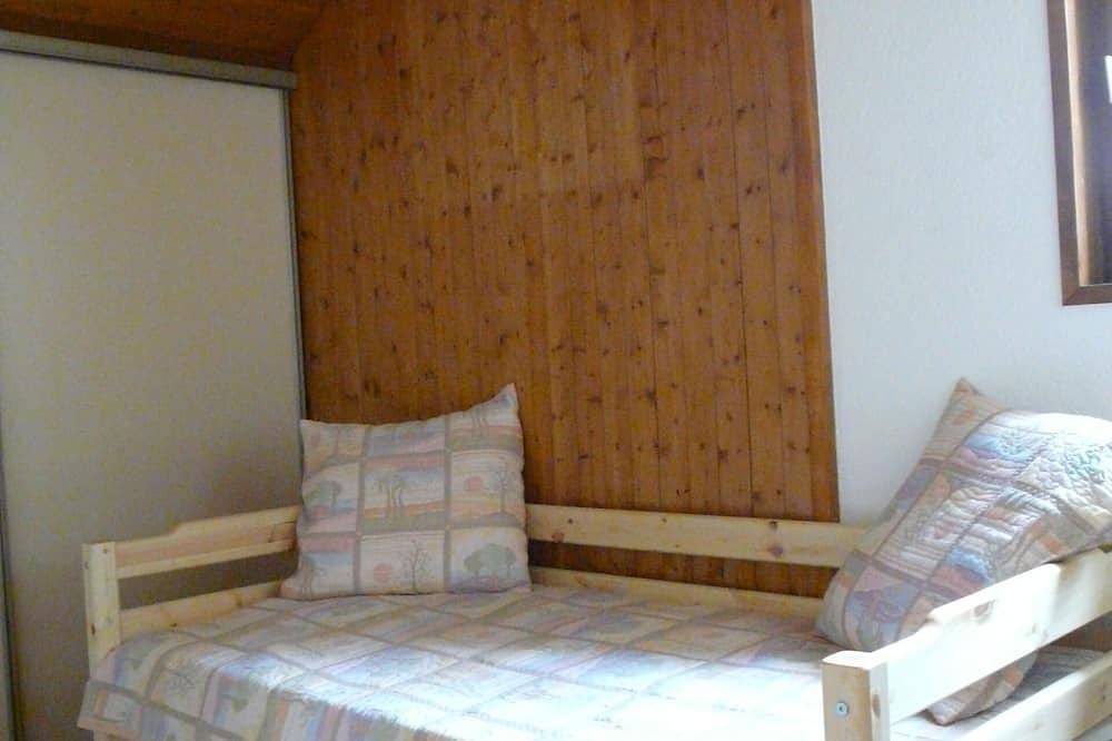 Châtel - Roitet : 3P apartment, quiet, breathtaking view in Chalet Lou P'nots in Châtel, Les Portes du Soleil