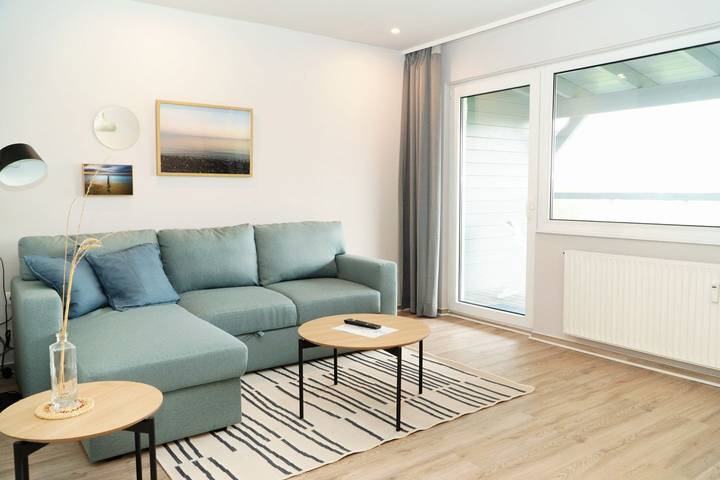 Ferienwohnung für 3 Personen, mit Seeblick und Ausblick sowie Sauna und Garten in Rettin