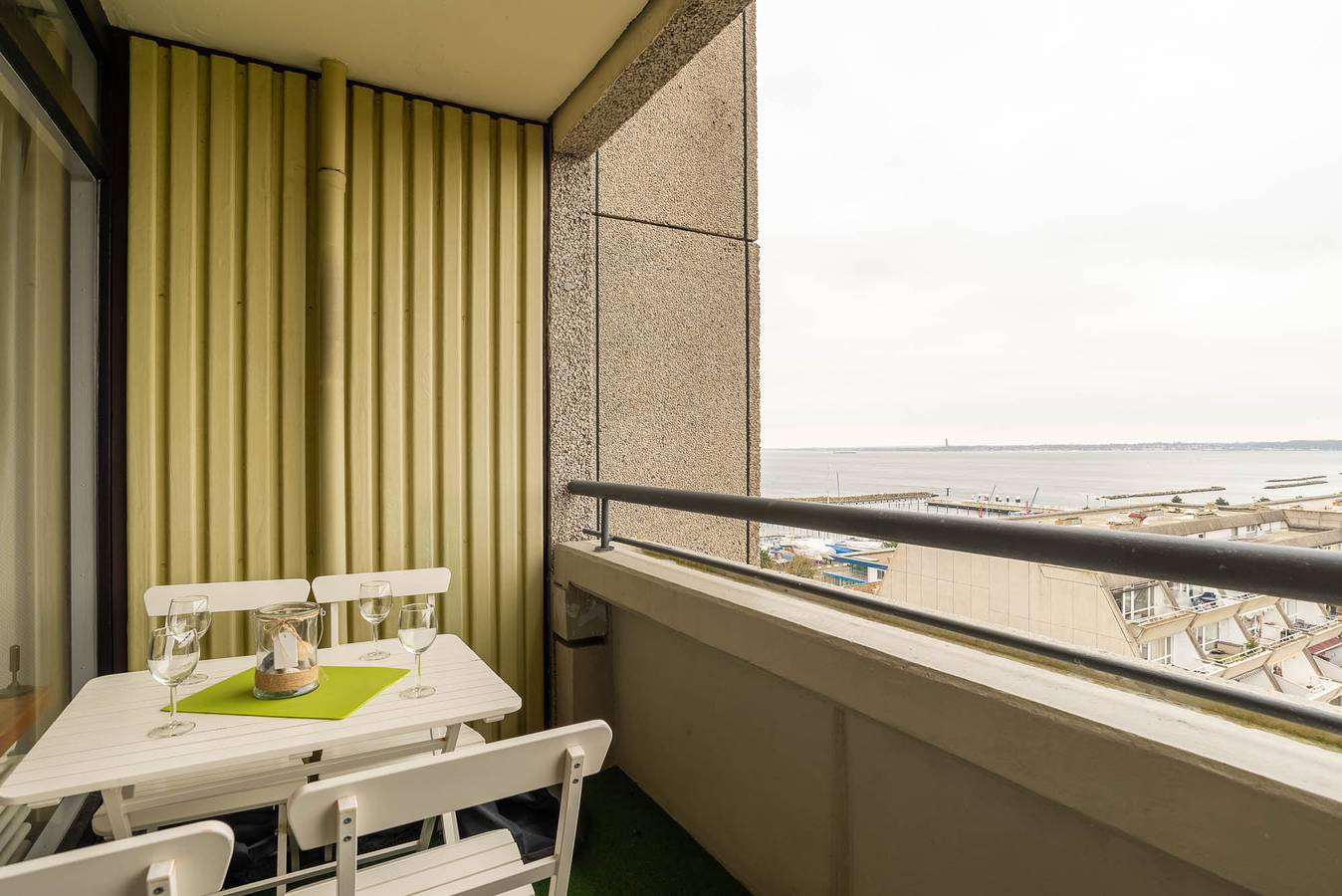 Ganze Ferienwohnung, Alkoven in Kieler Förde, Kiel