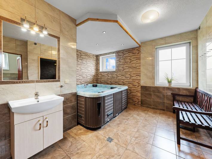 Ferienhaus für 18 Personen, mit Terrasse und Sauna in der Böhmische Schweiz - 4