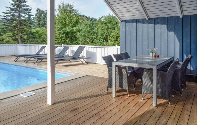 Ferienhaus für 8 Personen mit Whirlpool in Knebel, Süddjursland