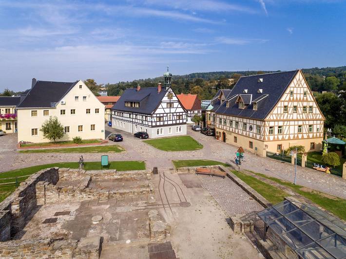 Hotel für 2 Personen, mit Terrasse und Garten in Olbernhau