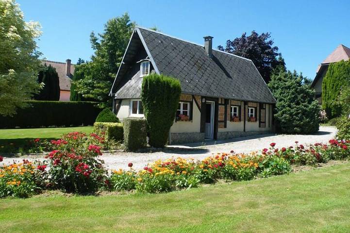 Location de vacances pour 3 personnes, avec jardin dans Daubeuf-Serville