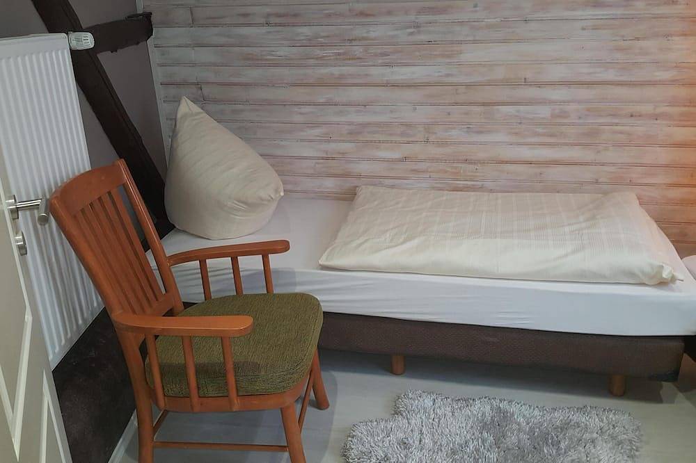 Vacation house Emil at the Mosel family domicile- Reichsburg Cochem nearby in Sehl, Cochem