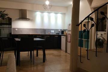 Gîte pour 2 personnes, avec jardin à Mérindol