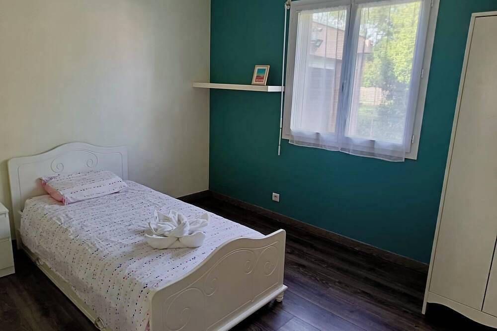 Comfortable villa near Bassin Arcachon & Bordeaux in Mios, Region de Arcachon