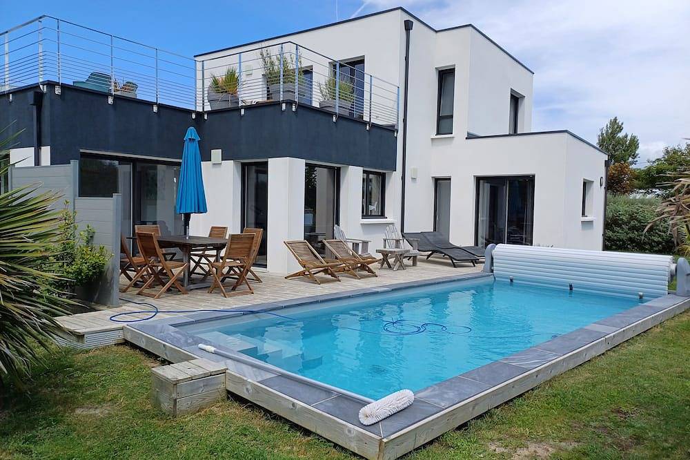 4 * vacation home between La Torche and Pors Carn with swimming pool. in Penmarc'h, Côte de Cornouaille