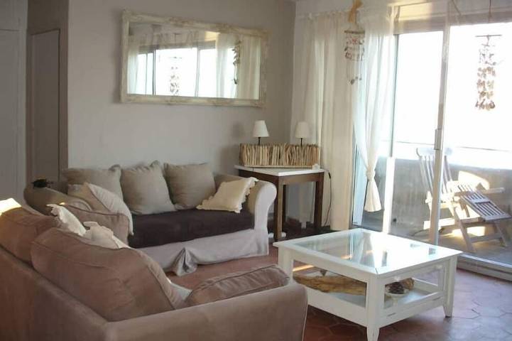 Apartamento entero, Piso perfectamente situado en la playa, con unas vistas increíbles  Port grimaud in Port Grimaud, Grimaud