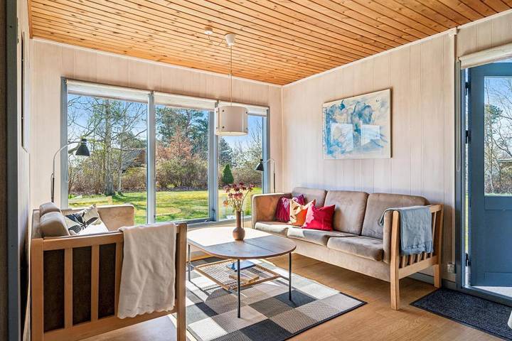 Charmerende ældre sommerhus tæt på Ebeltoft og skøn strand in Øerne, Ebeltoft