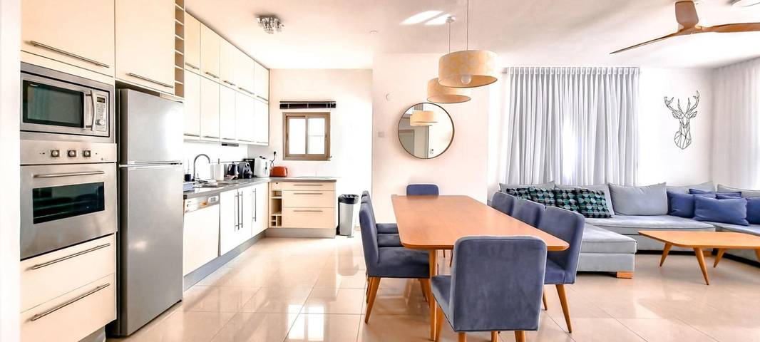 Entire apartment, Harav Kook Lilas in Tel Aviv-Yafo in Tel Aviv, Tel Aviv District