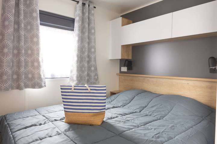 Location de vacances pour 6 personnes, avec terrasse et piscine, adapté aux familles dans Port Lazo - 2