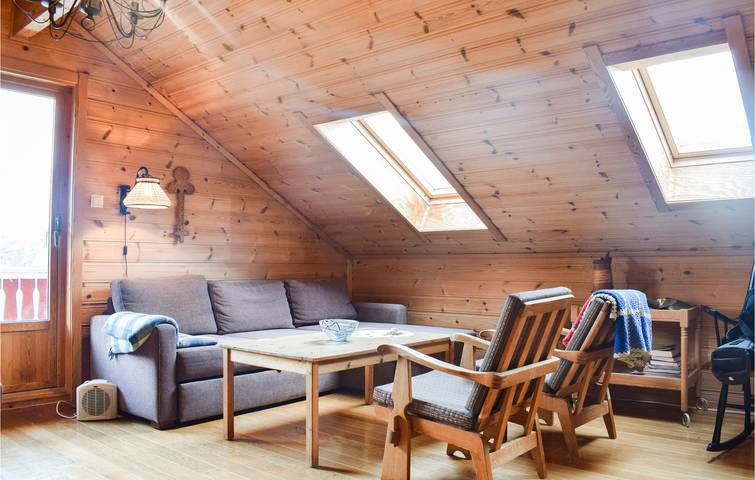 Ganze Ferienwohnung, Ferienwohnung für 8 Personen mit Garten in Sund