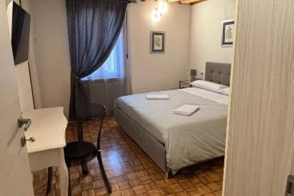 Residence Under The Campanile in Rapolano Terme, Siena Provinz
