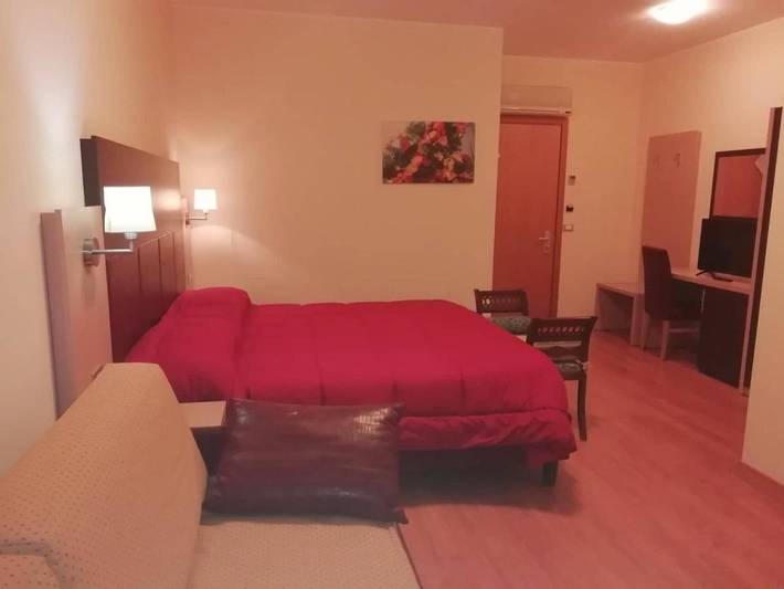Appartamento per 2 persone, con Balcone e Terrazza nonché Giardino e Piscina per bambini a Civitella del Tronto