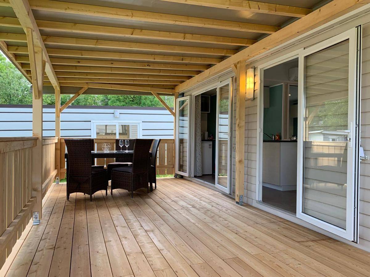 Chalet Max Ii in Seekirchen am Wallersee, Bezirk Salzburg-Umgebung