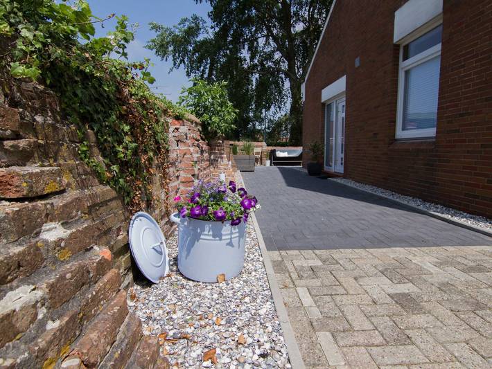 Ferienwohnung für 2 Personen, mit Terrasse und Garten in Jemgum