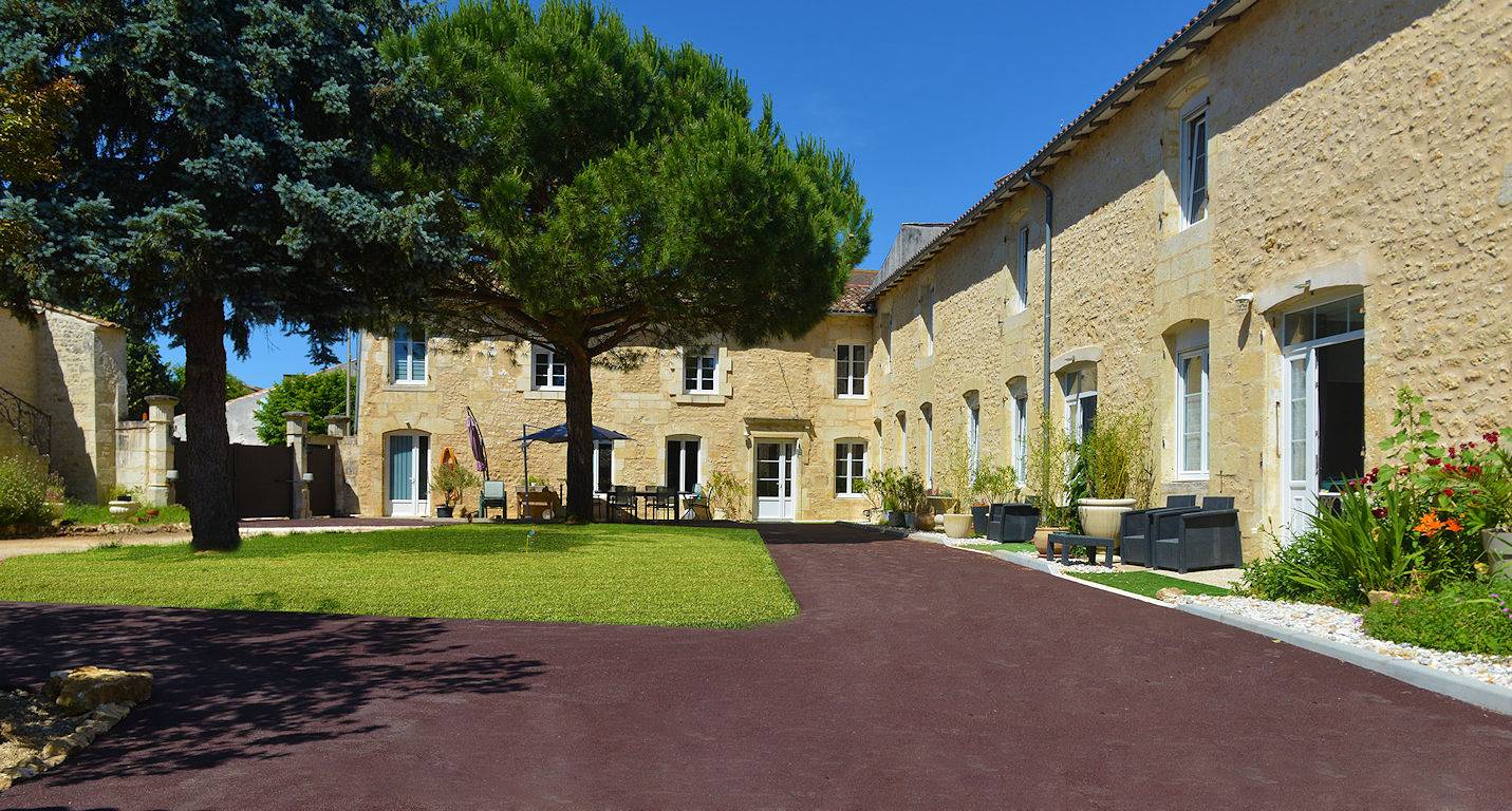 Jardin d'Arcy - Basquaise in Bois (homonymie), Région de Jonzac