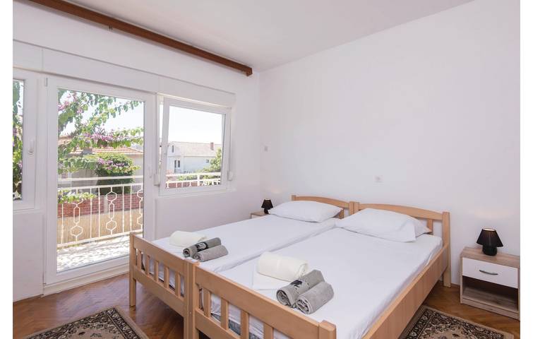 Ferienhaus für 12 Personen, mit Terrasse in Kroatien - 4