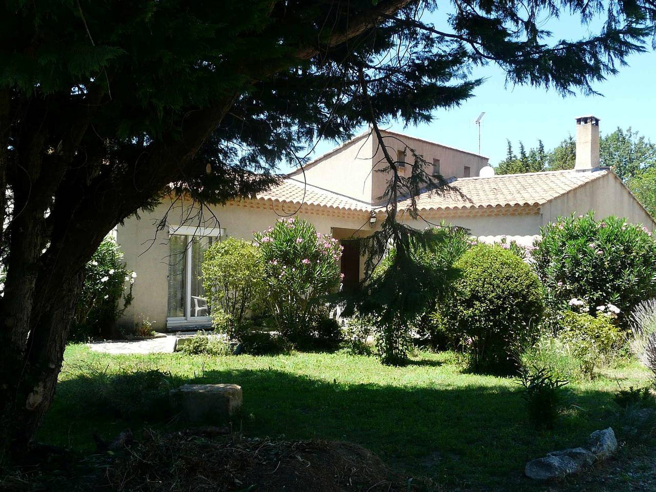 Maison avec piscine à Mouries Alpilles  6 personnes in Mouriès, Arles und Umgebung