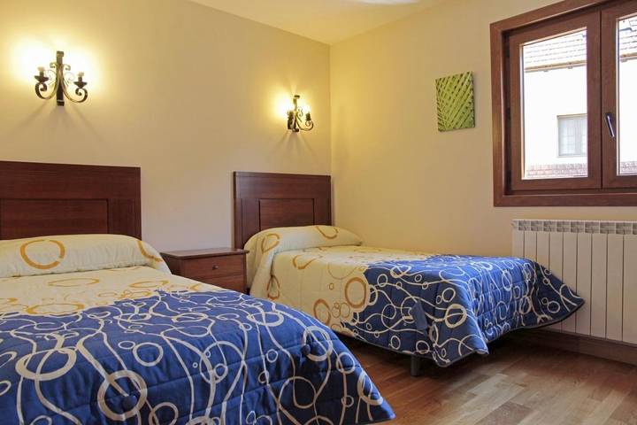 Casa rural para 5 personas, con vistas y jardín en Valle de Aezkoa - 4