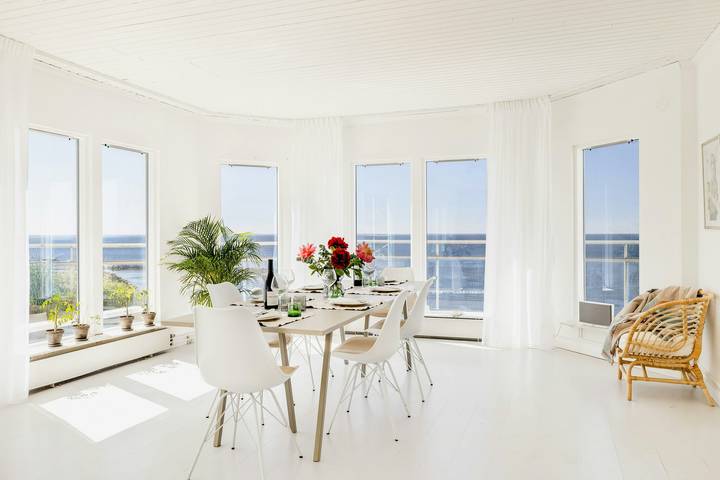 Hus för 8 Personer, med trädgård och terass i Höganäs